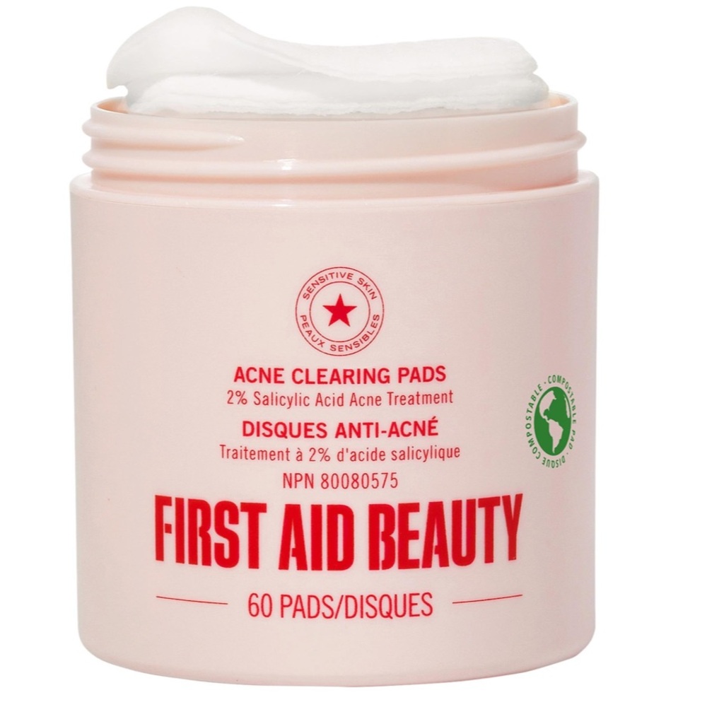 First Aid Beauty Acne Clearing Pads